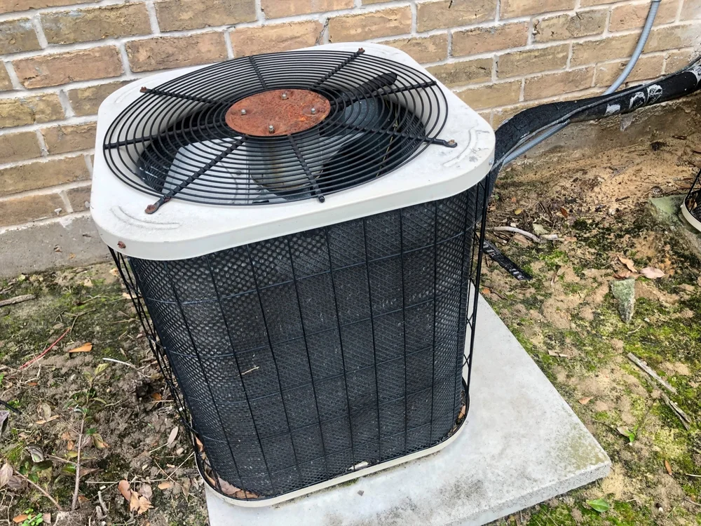 Wondering why your AC keeps turning itself on and off automatically? Tap here to learn the causes, fixes, and how to stop short cycling before it gets worse.